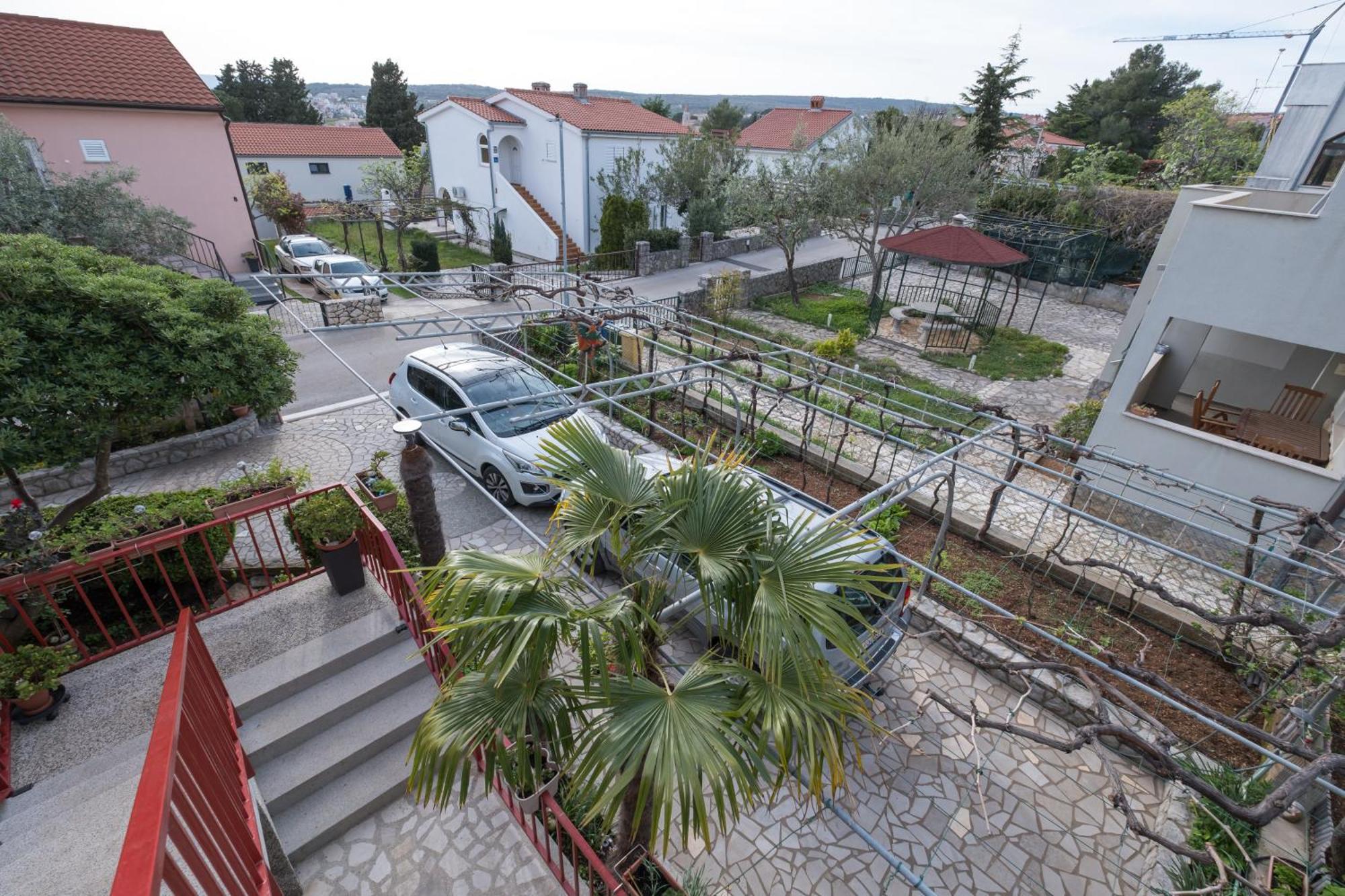 Apartments Lovorik Krk Town Eksteriør billede
